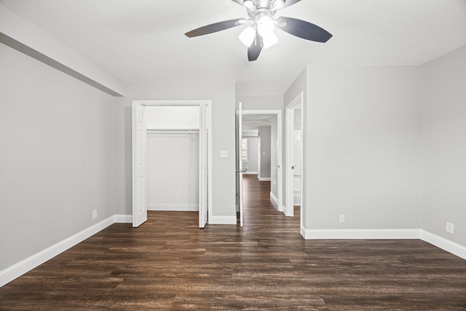Hixson Apartment: 5519 Highway 153