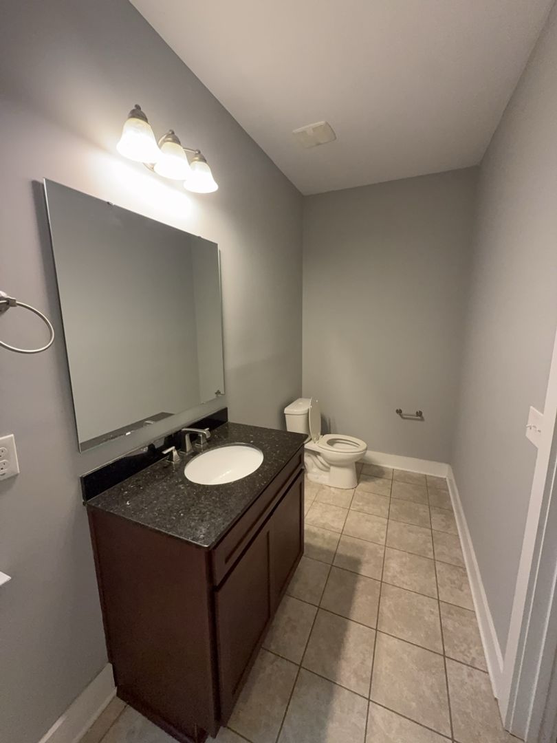 1331 McDuffie Ave 7 of 12