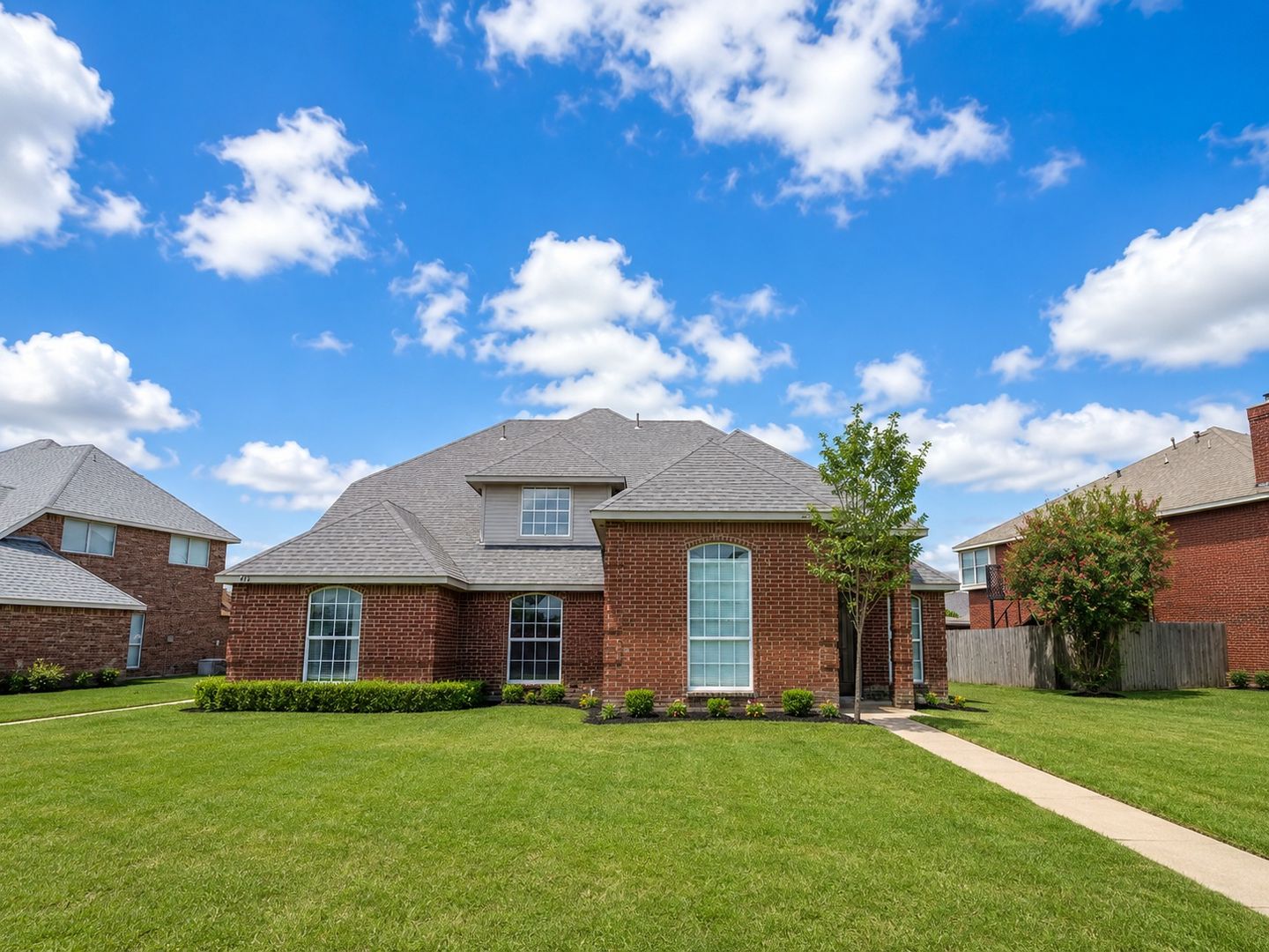 Desoto Apartment: 432-434 Chestnut Lane