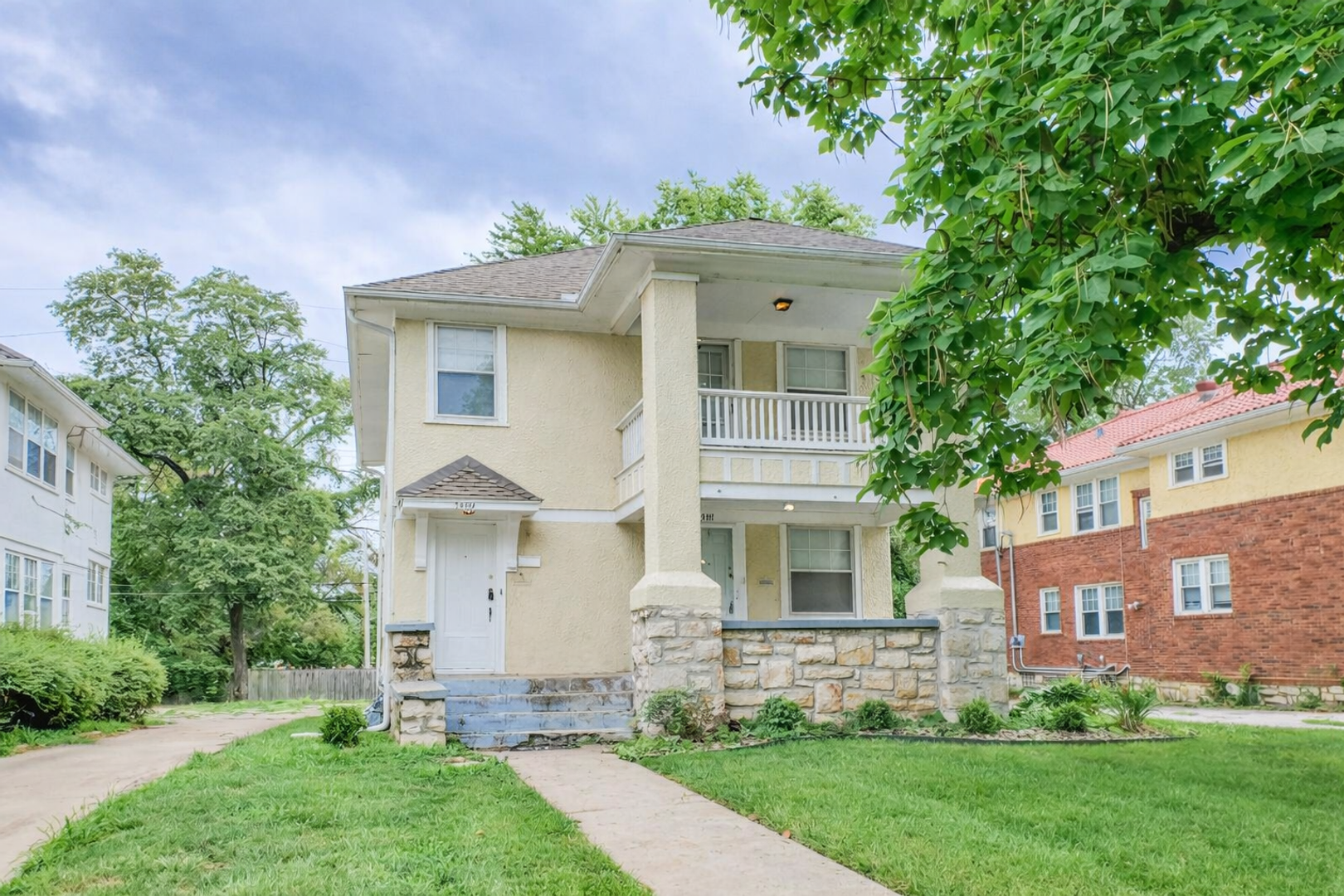 Kansas City Apartment: 5409-5411 Harrison St.