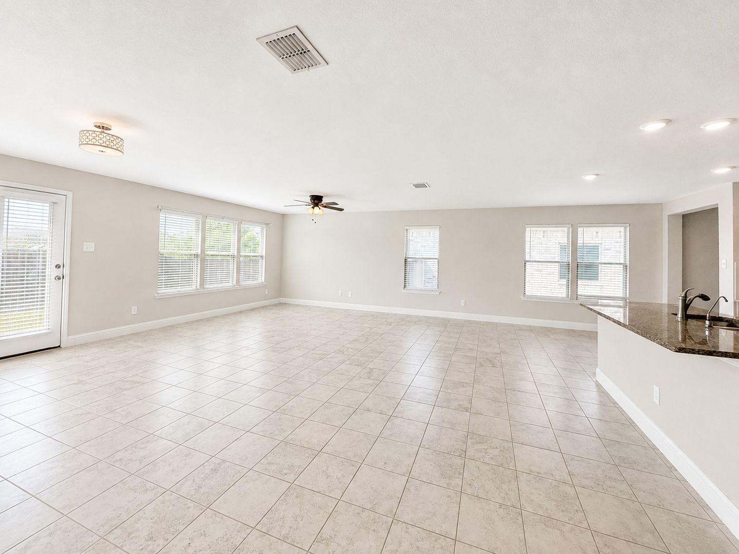 2605 Wesley Avenue 6 of 12