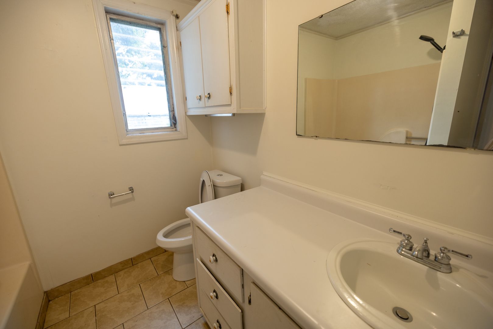 1112 Olympia Ave 9 of 12