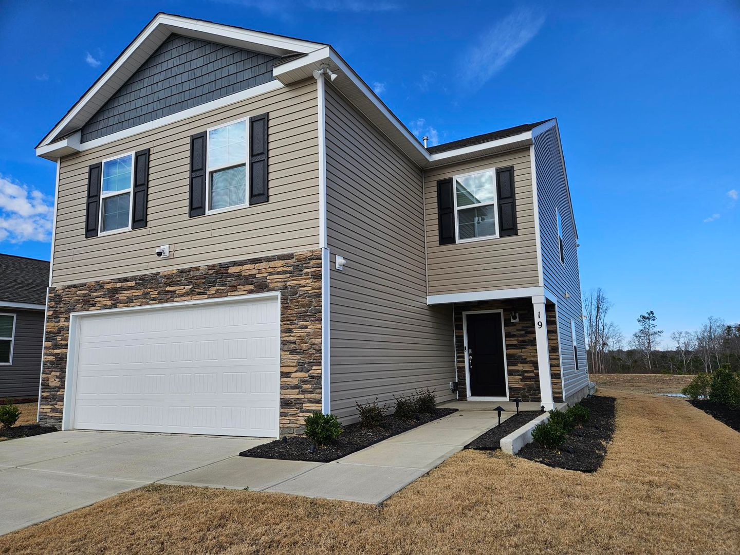 Columbia House: 19 Sessile Court