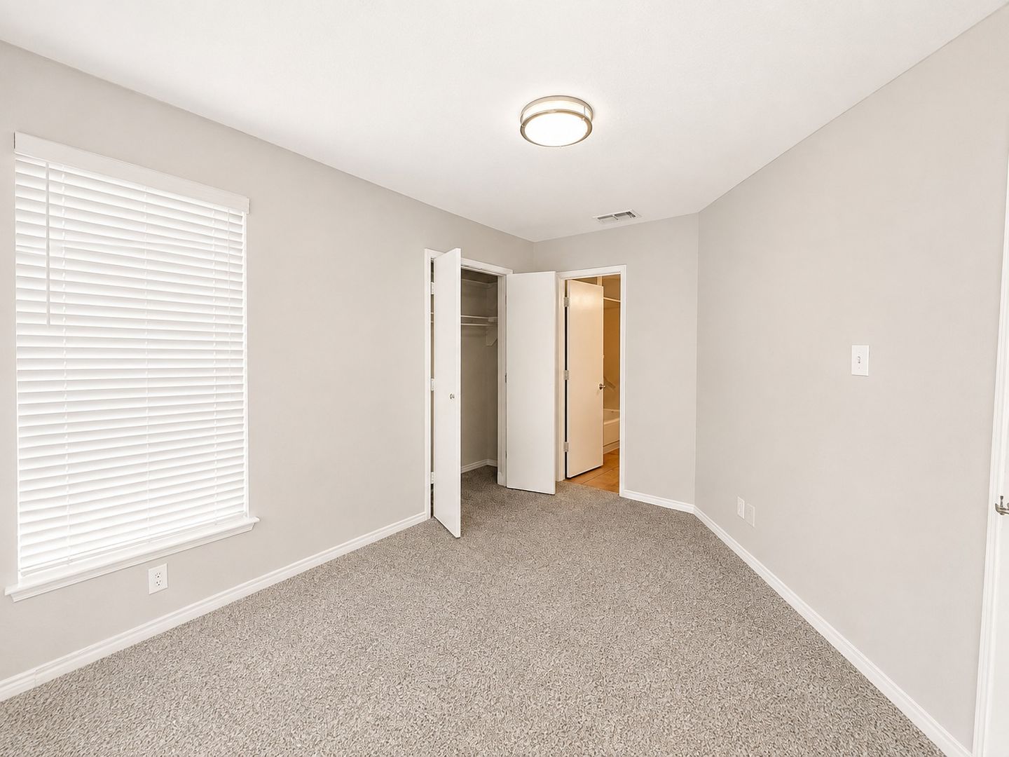 2303 Markland Street 12 of 12