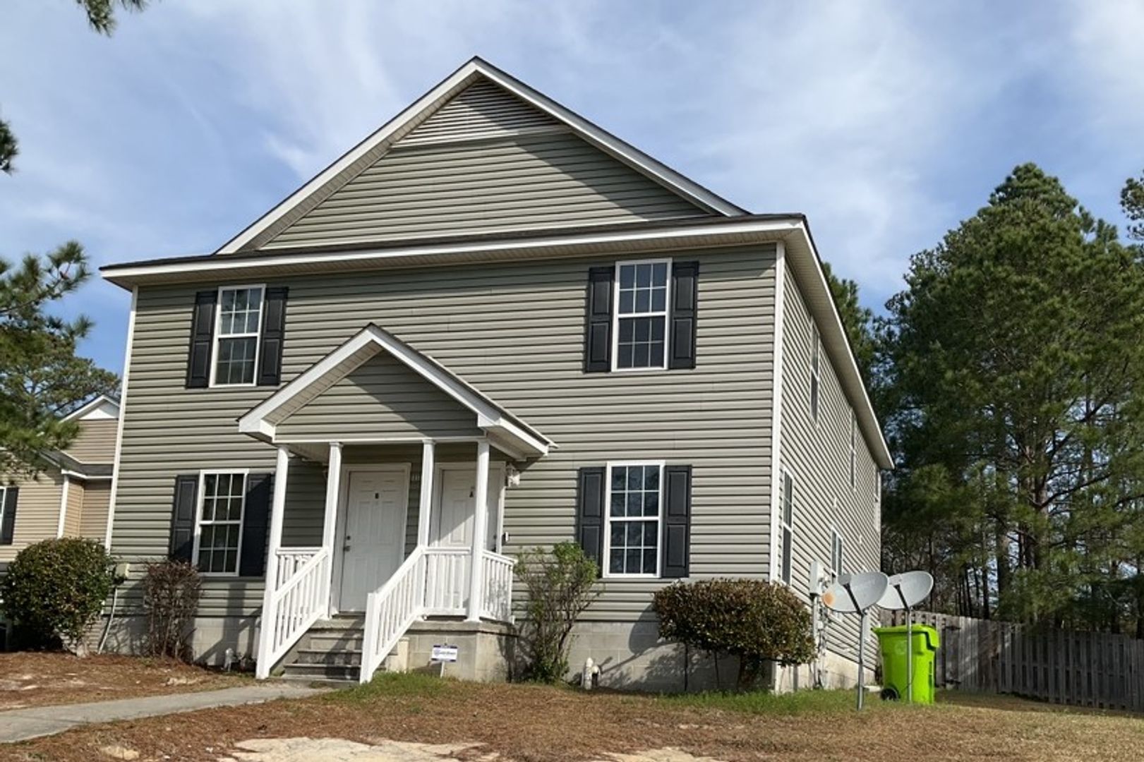 Columbia Apartment: 112 Winterberry Lane