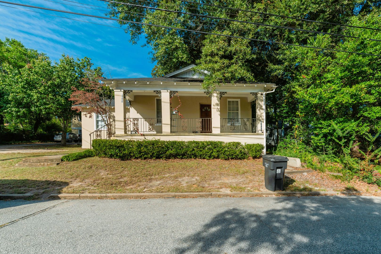 Augusta House: 1545 Heath Street