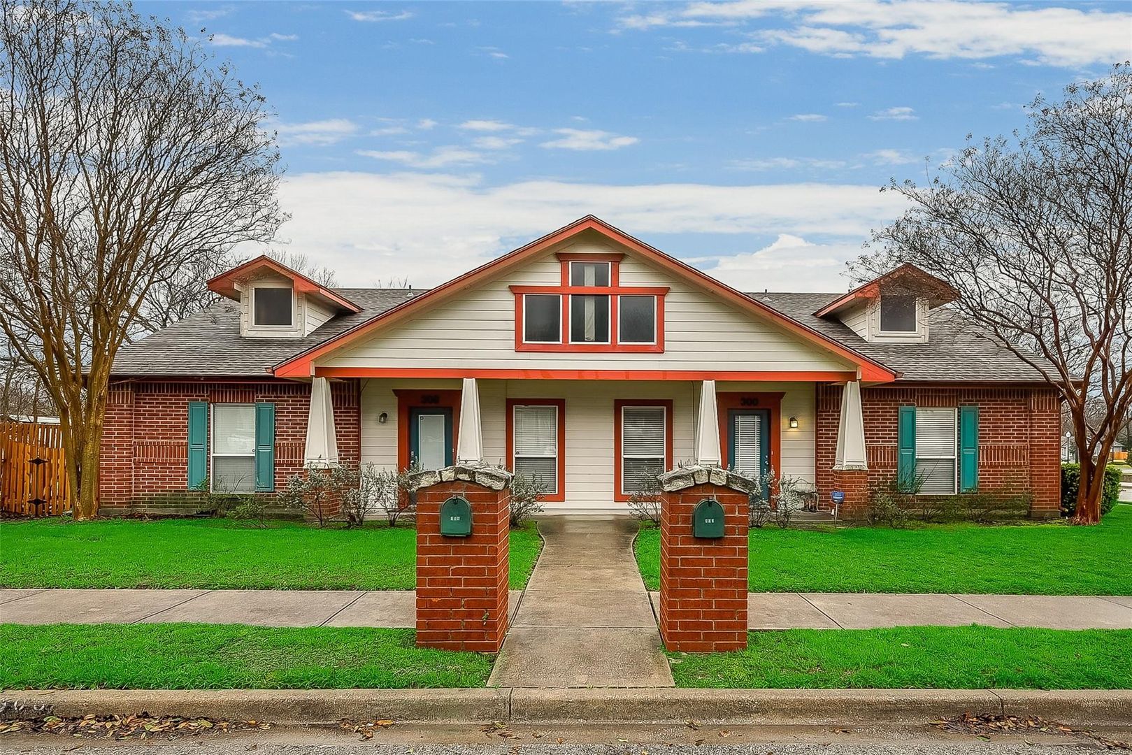 Lancaster Apartment: 300-306 East Main Street