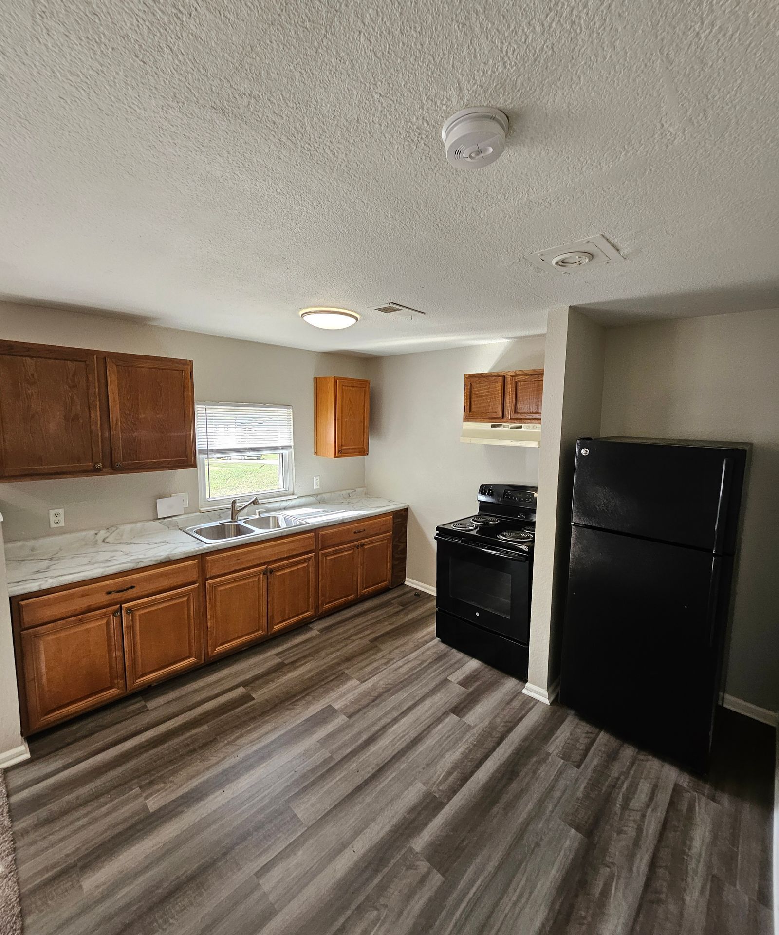 6113 and 6115 Indiana Ave, Kansas City, MO 64130 3 of 12