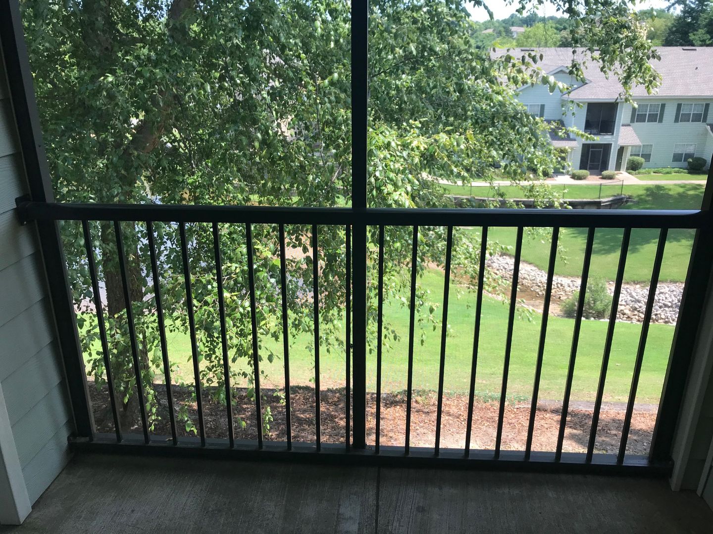 Auburn House: Longleaf Villas