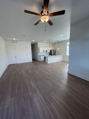 Farmville Lakes Apartments - 605 Cloverdale Drive Unit B106 Auburn, AL 36830 – photo 1