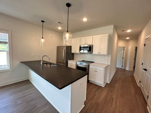Farmville Lakes Apartments - 605 Cloverdale Drive Unit D201 Auburn, AL 36830 – photo 1