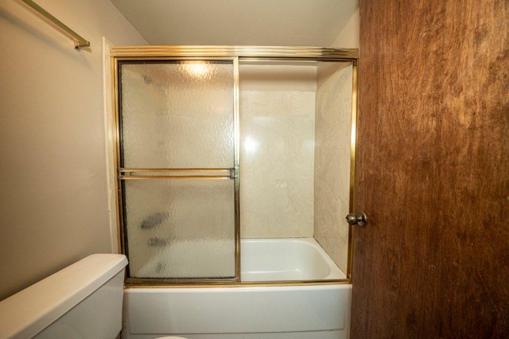 Auburn Apartment: Deerfield