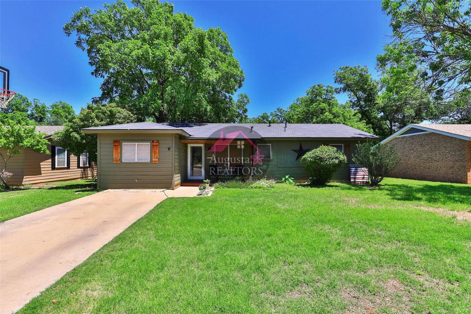 Abilene House: 3533 Grand