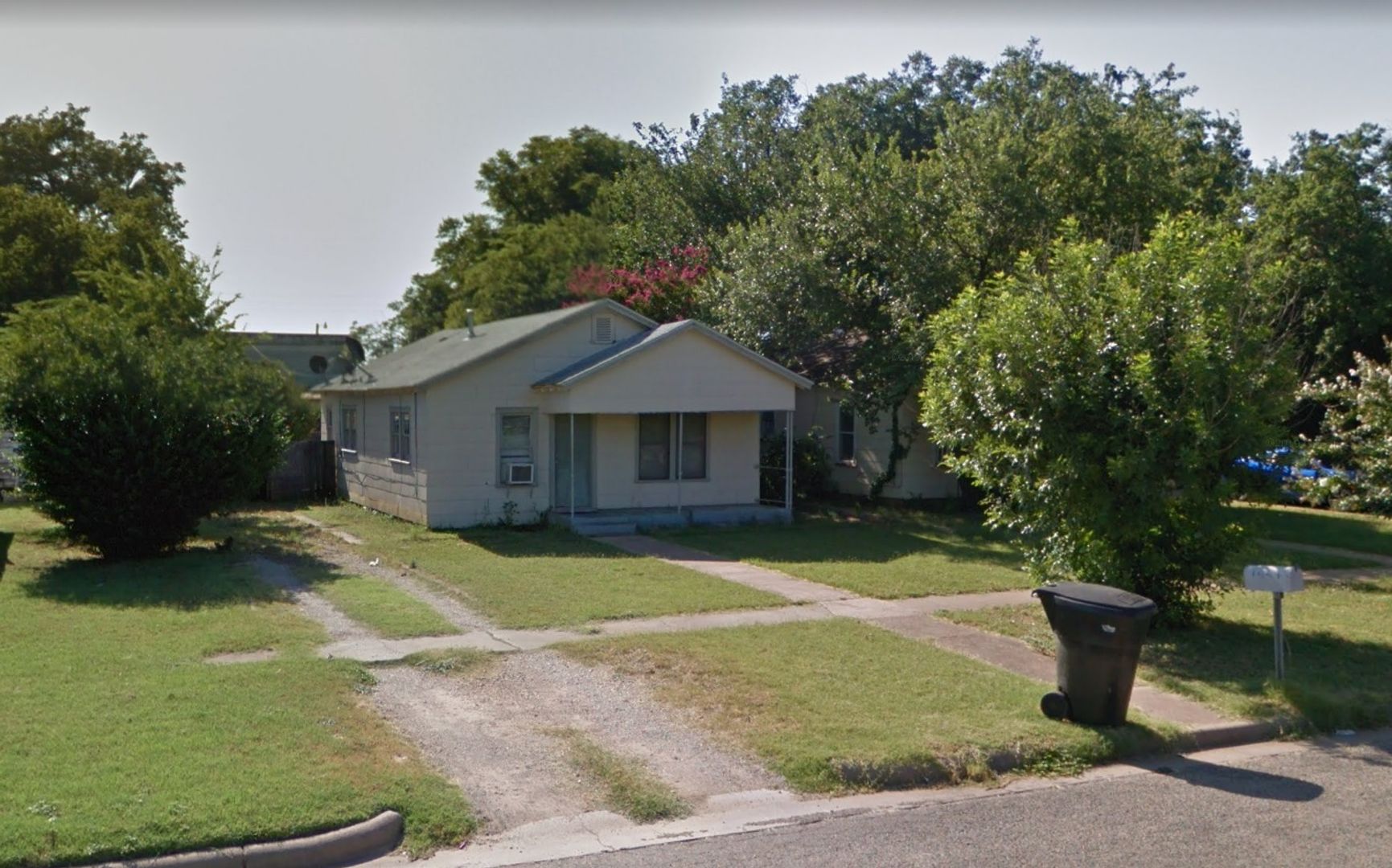 Abilene House: 1441 Cypress