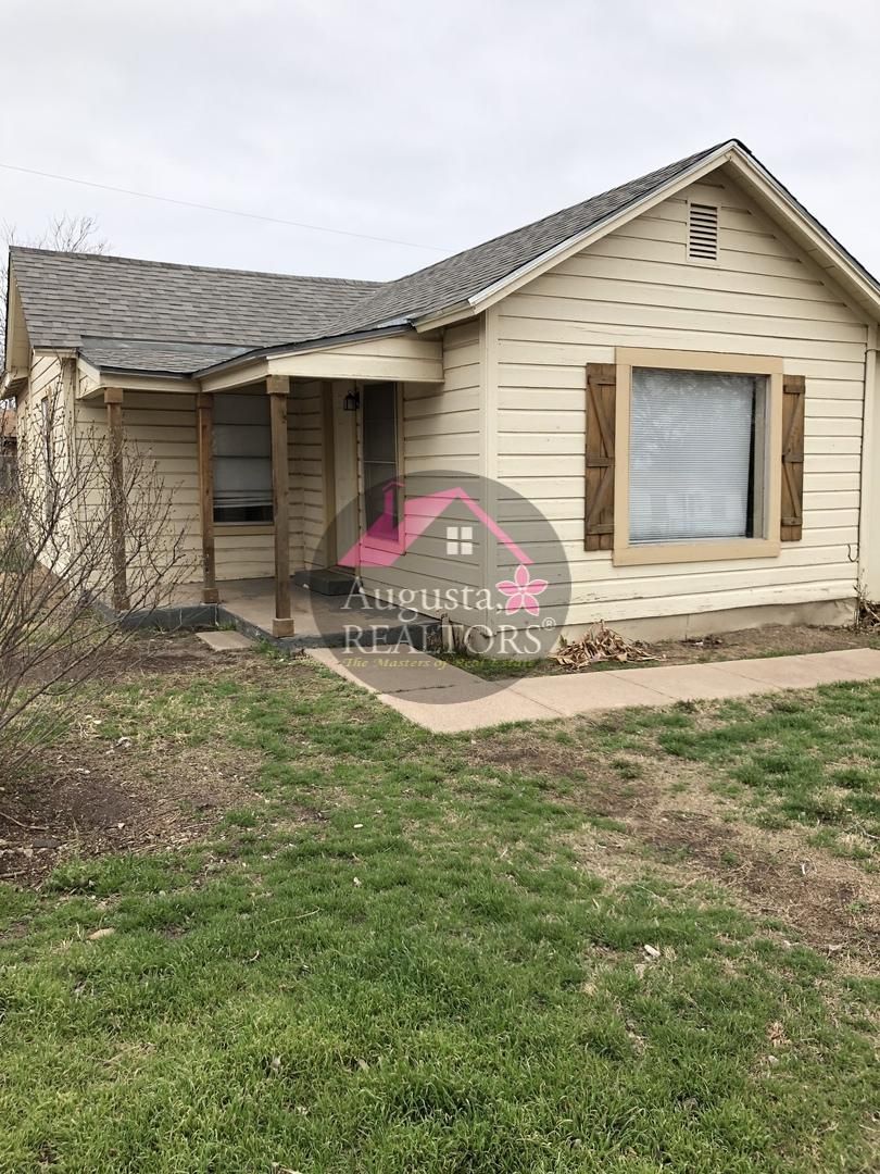 Abilene House: 1642 Poplar