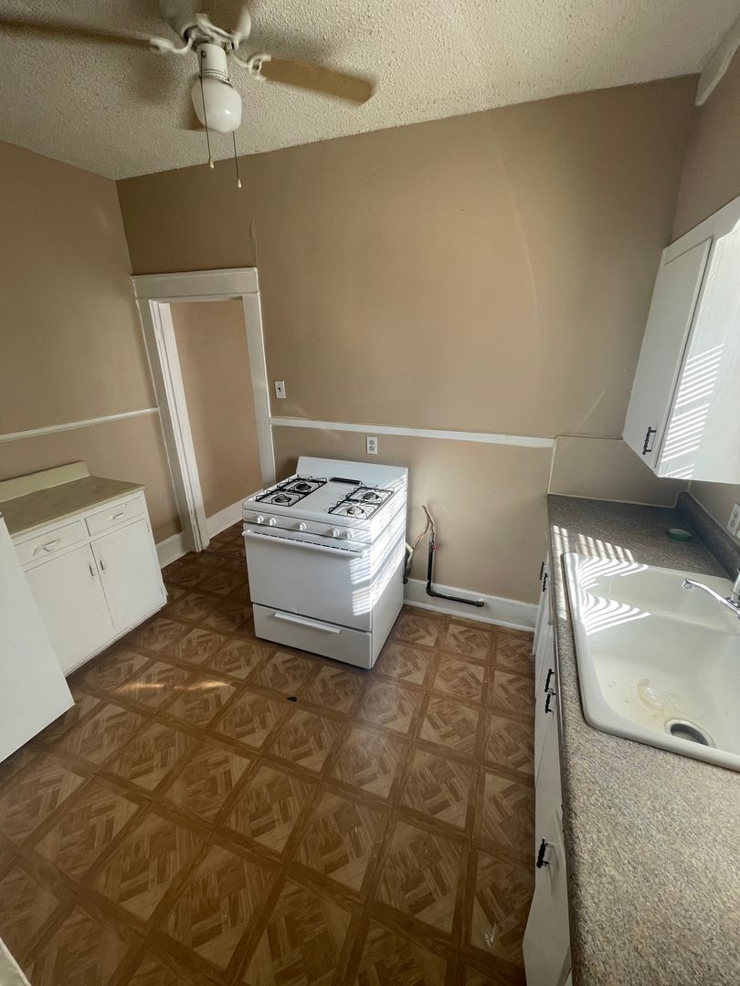 Abilene Apartment: 402/404 Amarillo