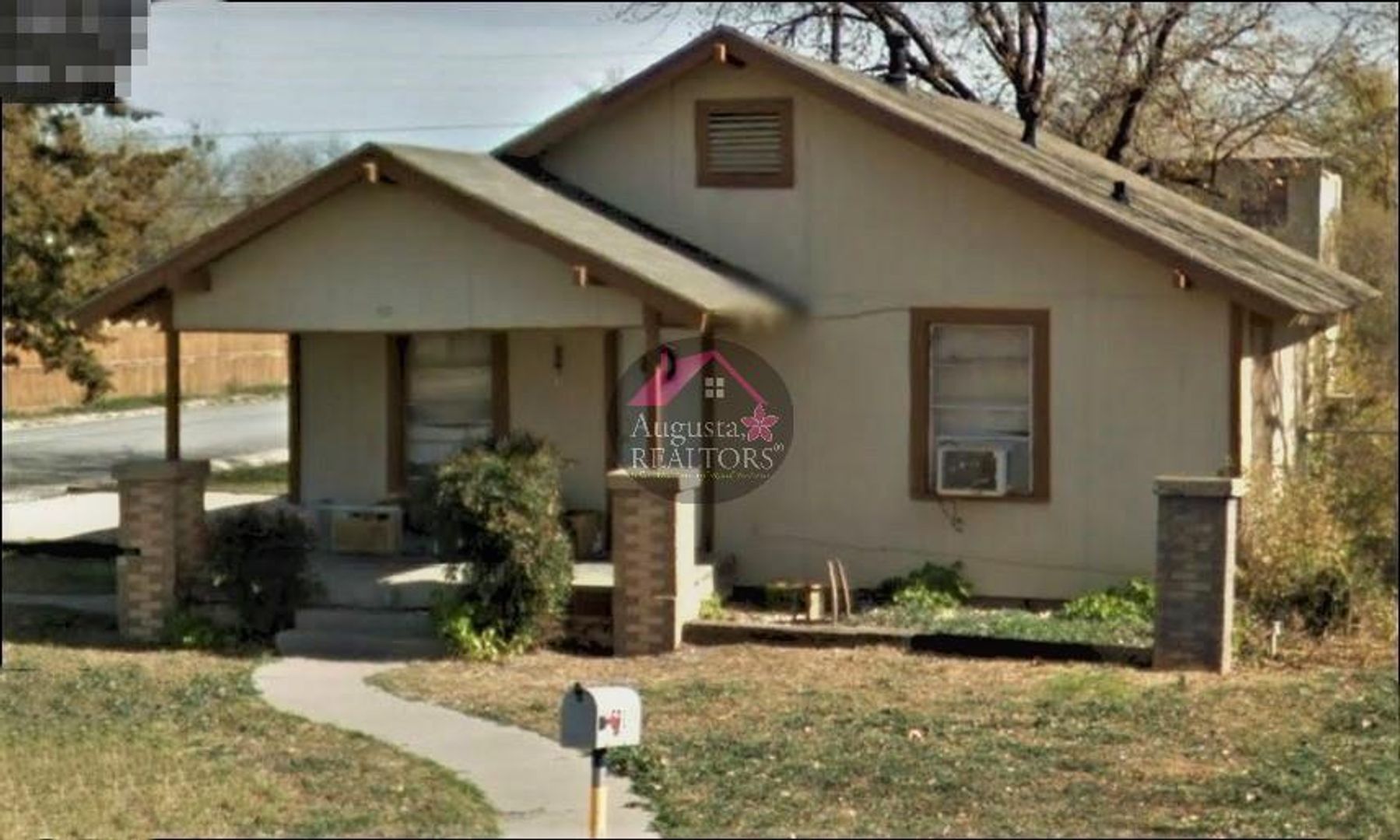 Merkel Apartment: 501 & 501 1/2 Ash