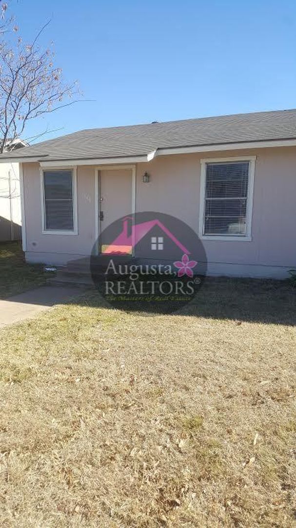 Abilene Apartment: 1049/1051 Presidio Dr