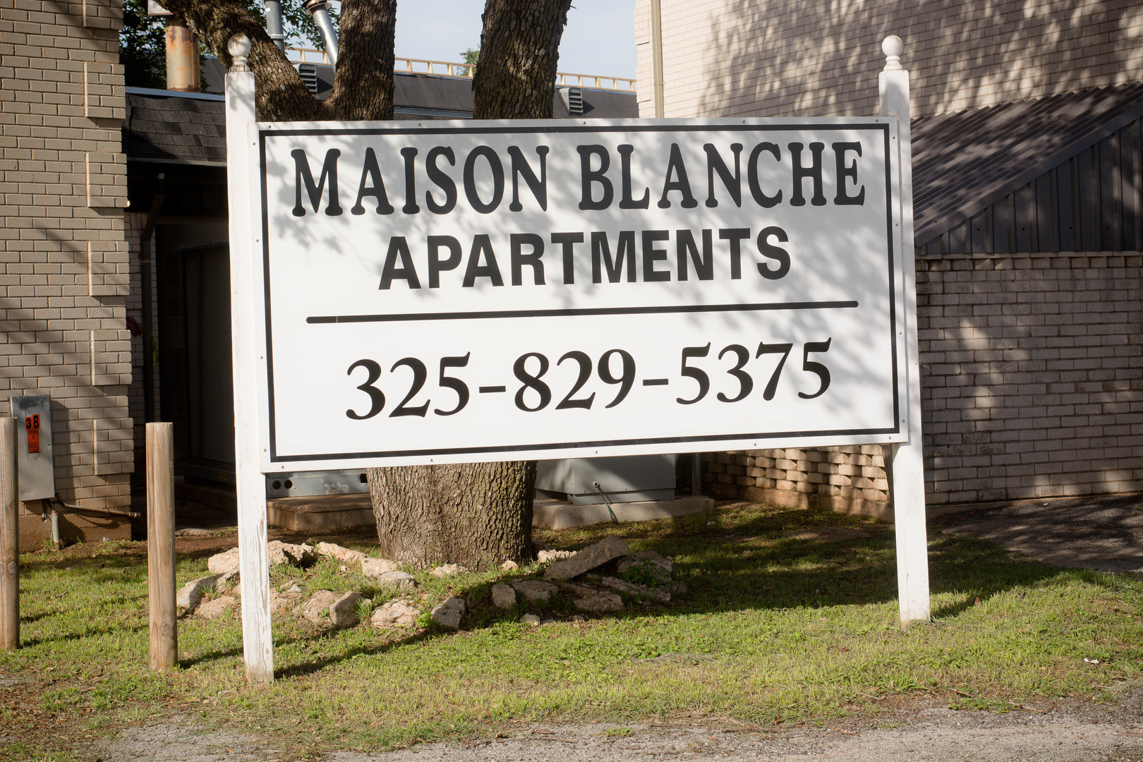 Spacious Southside Aparments!