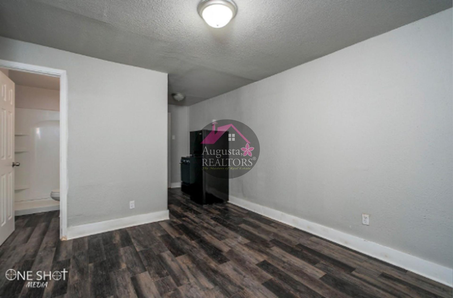 Abilene Apartment: 526 EN 7th