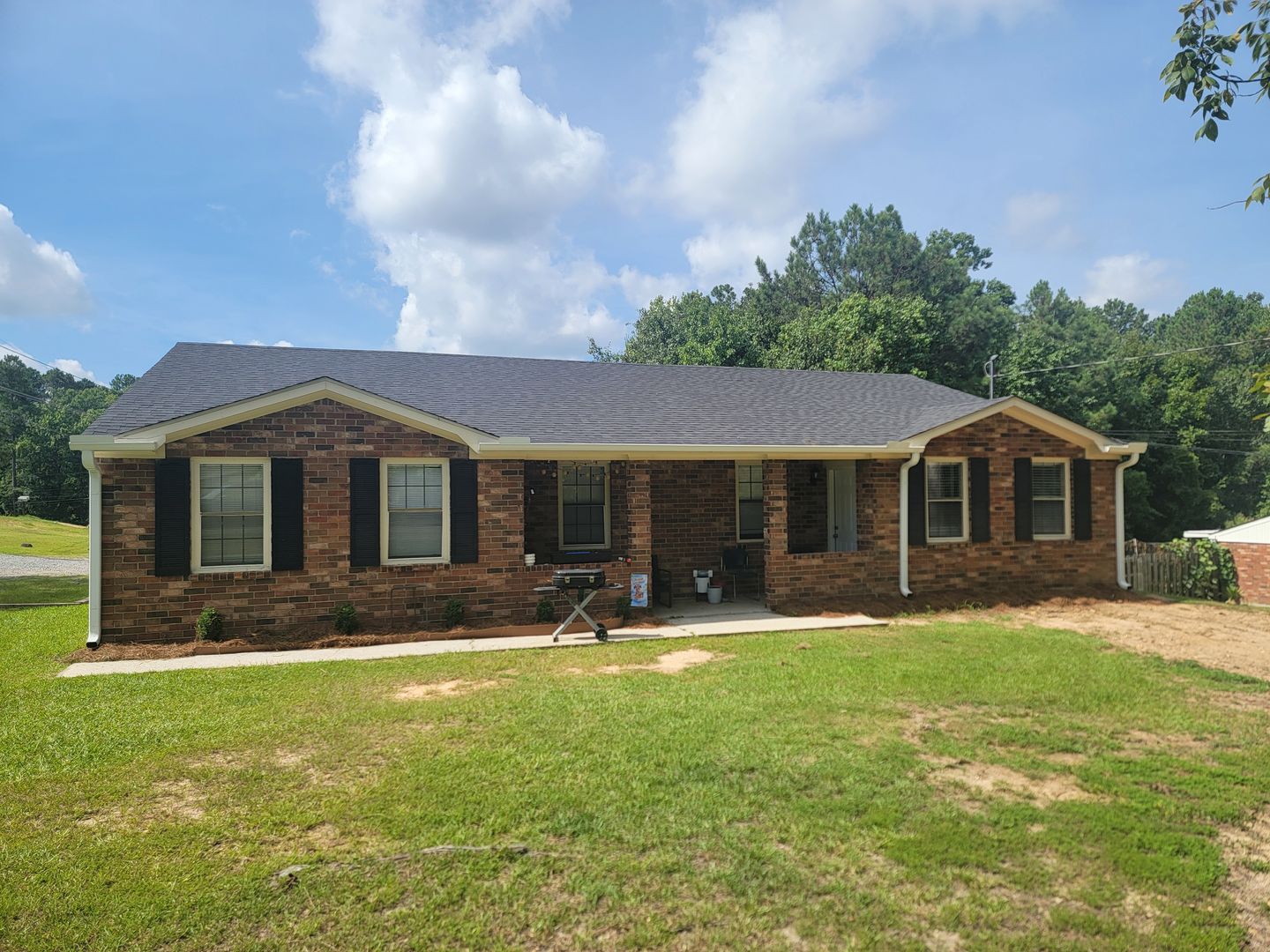 Martinez Apartment: 134 Stoneybrooks Pl