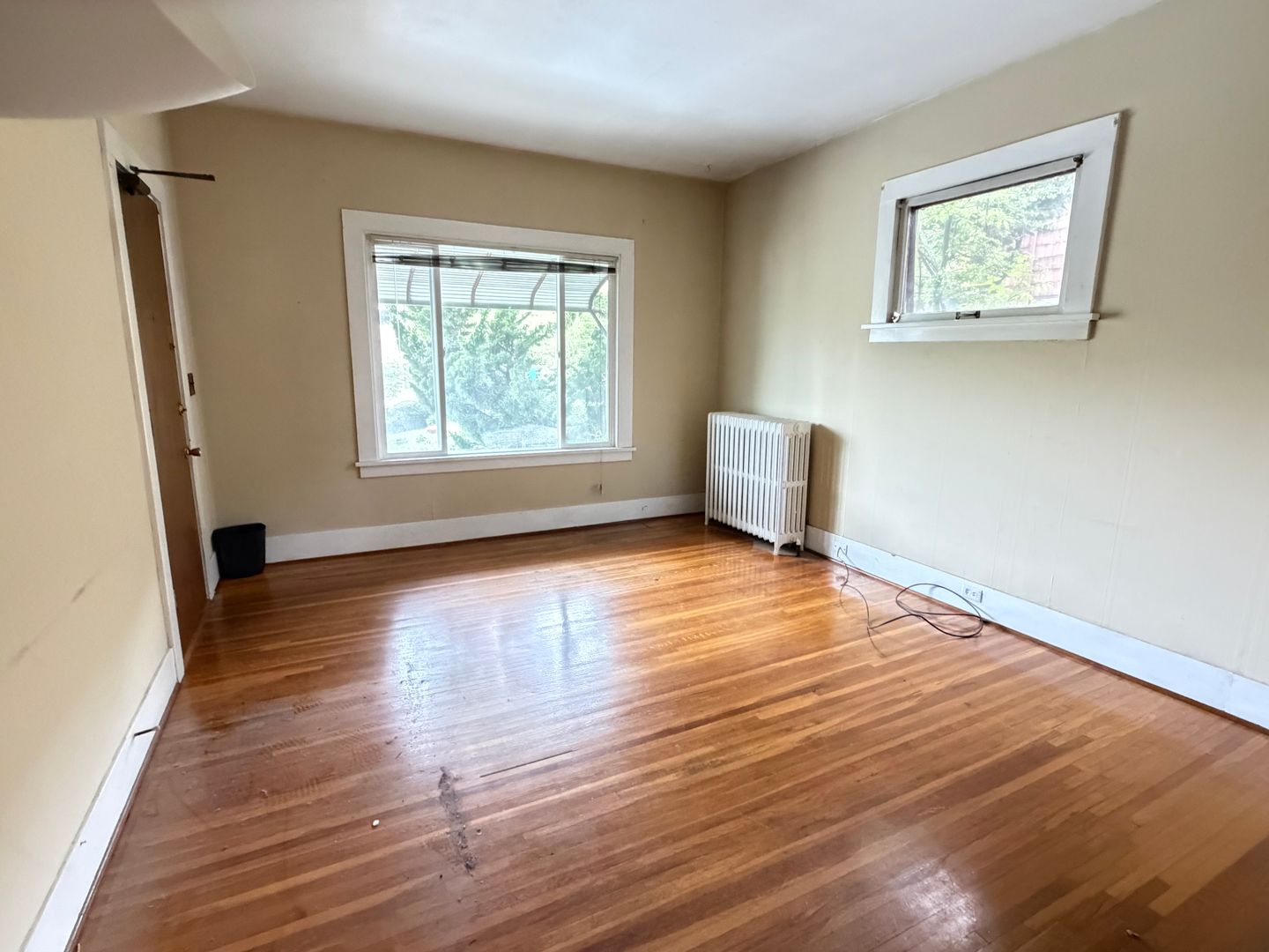 Seattle Apartment: 3910 Latona Ave N