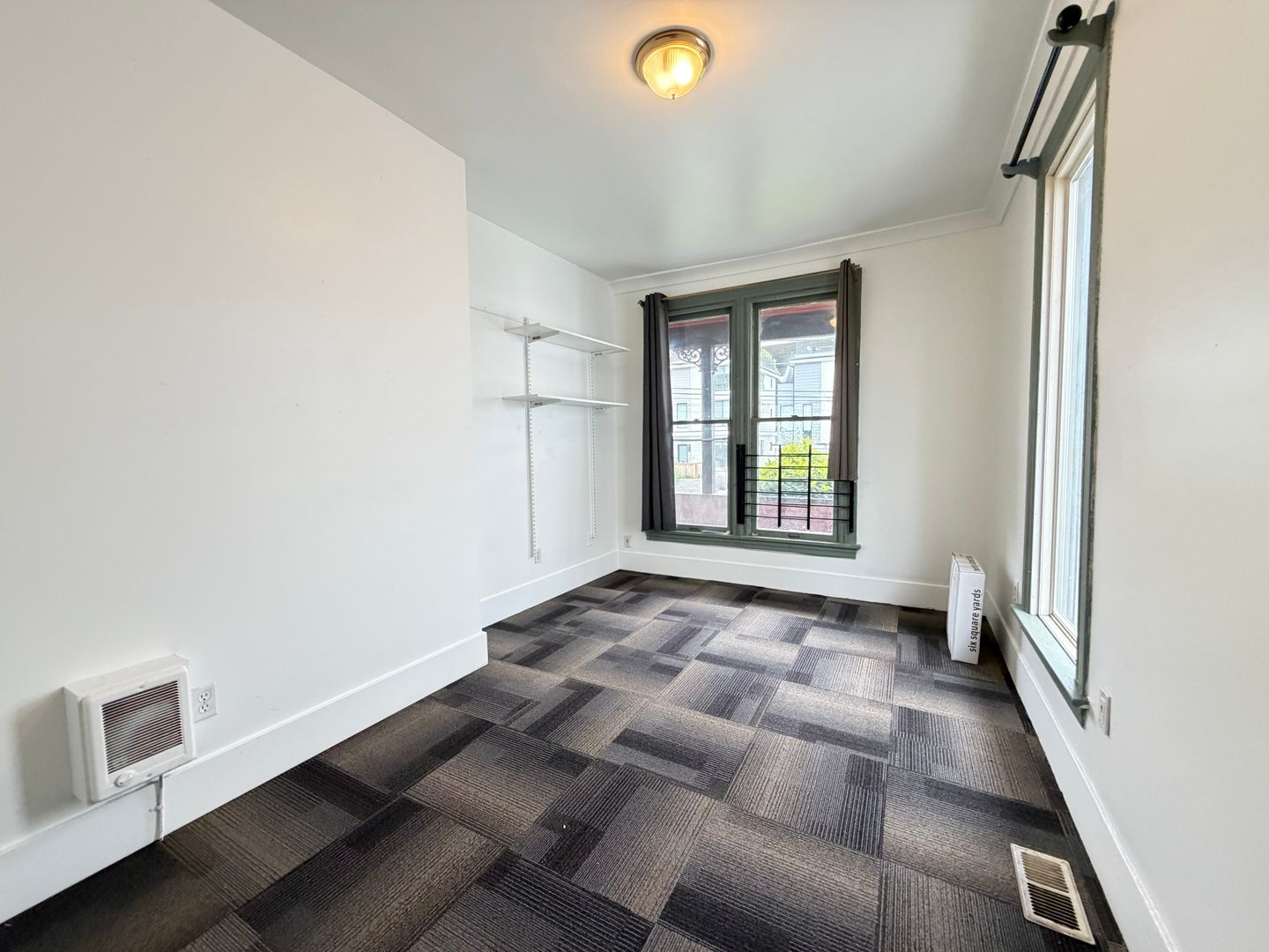 Seattle Apartment: 4017 5th Ave NE