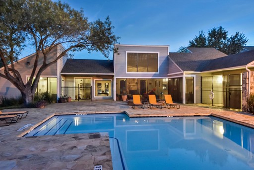 ***$1,500 OFF Your Move-In!!!*** – photo 1