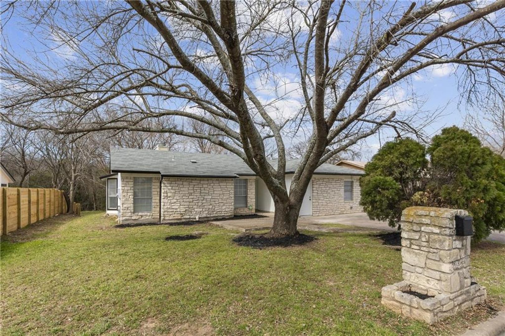 Austin House: 4608 Bundyhill Dr.