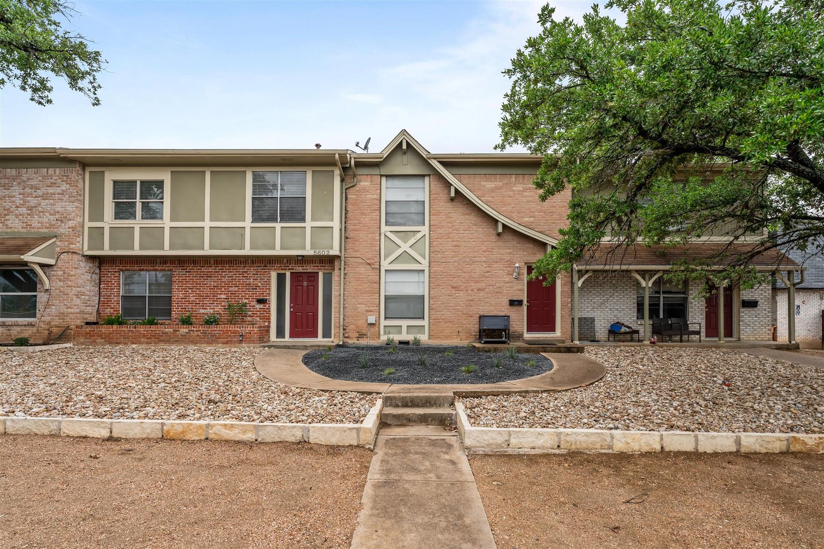 Austin House: 5802 Belmoor Dr #B*