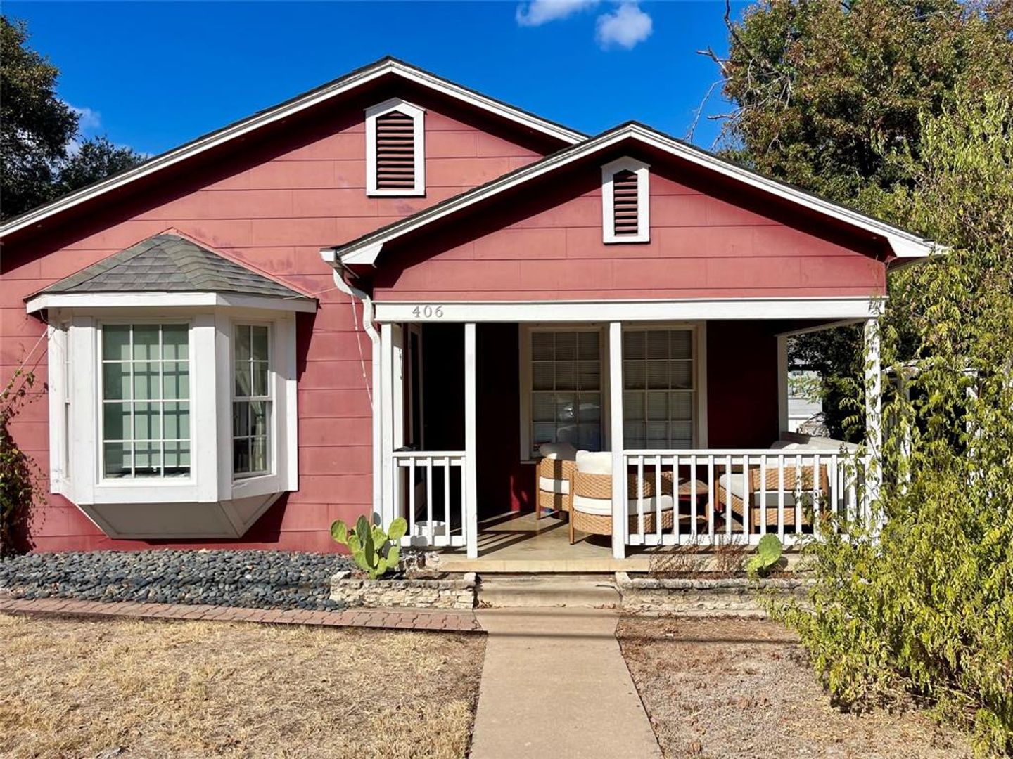 Austin House: 406 E Monroe #A