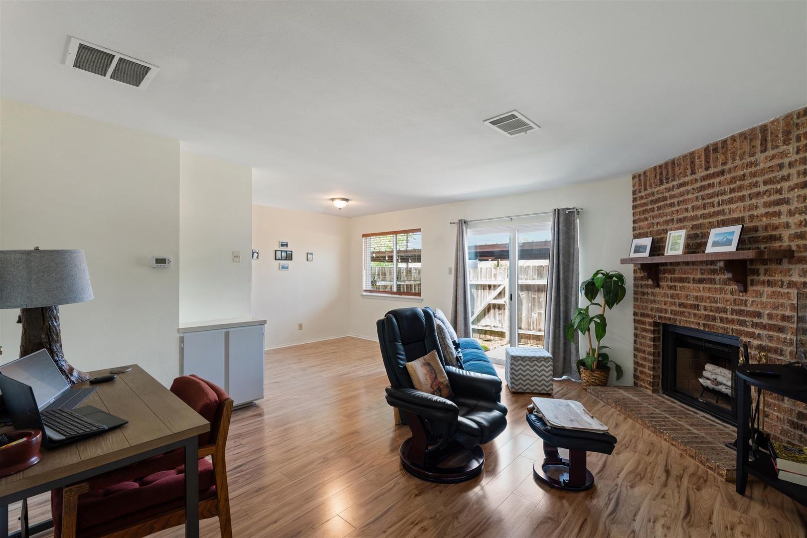 Austin House: 101 Clearday Dr. #122