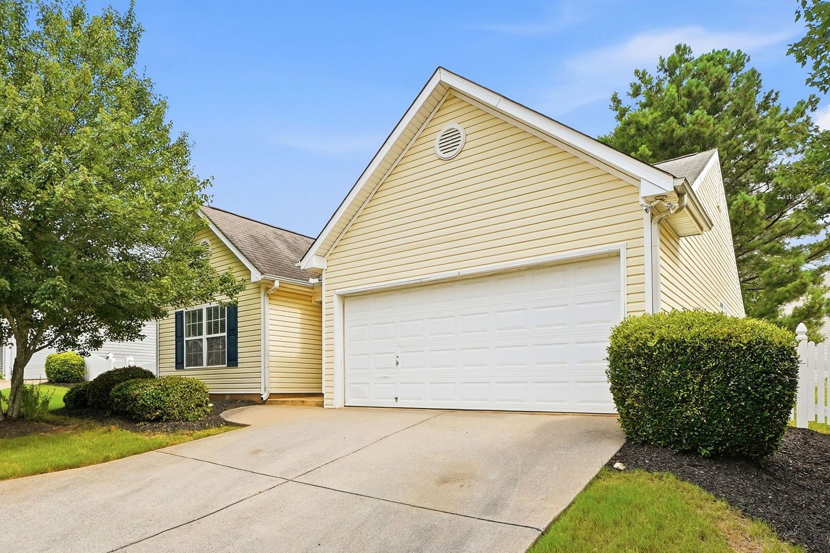 Hiram House: 363 Greystone Parkway