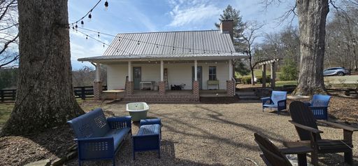 COMING SOON!! Charming Jasper Farmhouse