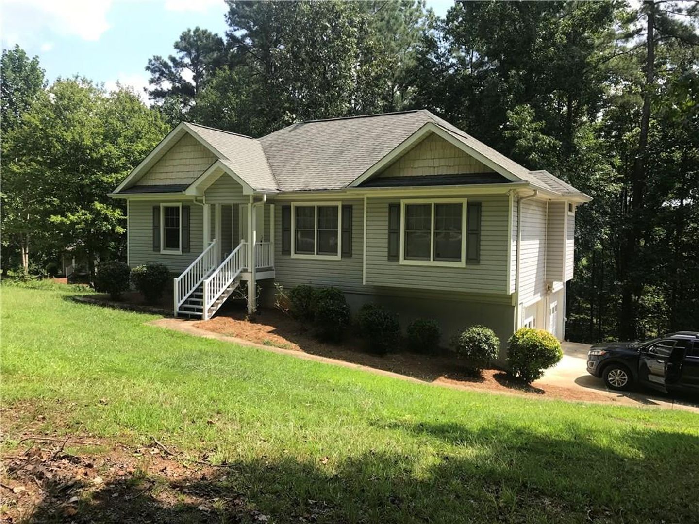 Canton House: 430 Fate Conn Rd