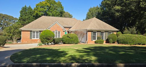 6 Bedroom Rental – 5005 Johns Creek Court, Alpharetta, GA 30022