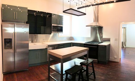 East Austin GEM! – photo 1