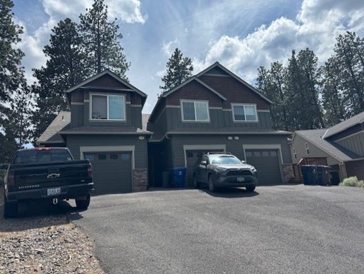 SW Bend Townhome – photo 1