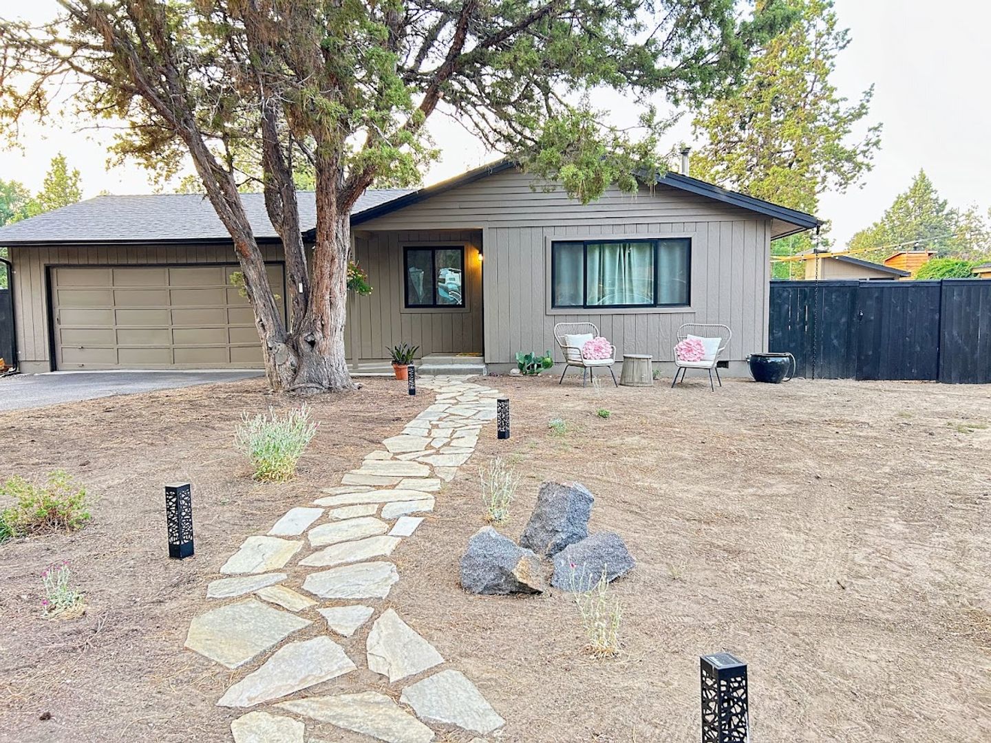 Bend House: 20944 Desert Wood Drive