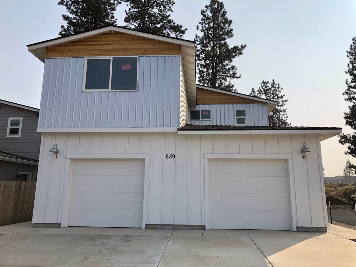 Bend House: 639 Reed Market Road