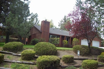 Bend House: 2910 NE Lotno