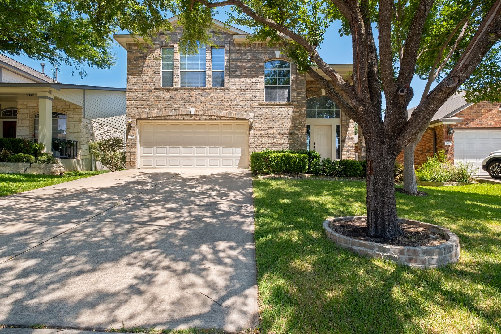 Austin House: 11100 Los Comancheros Rd