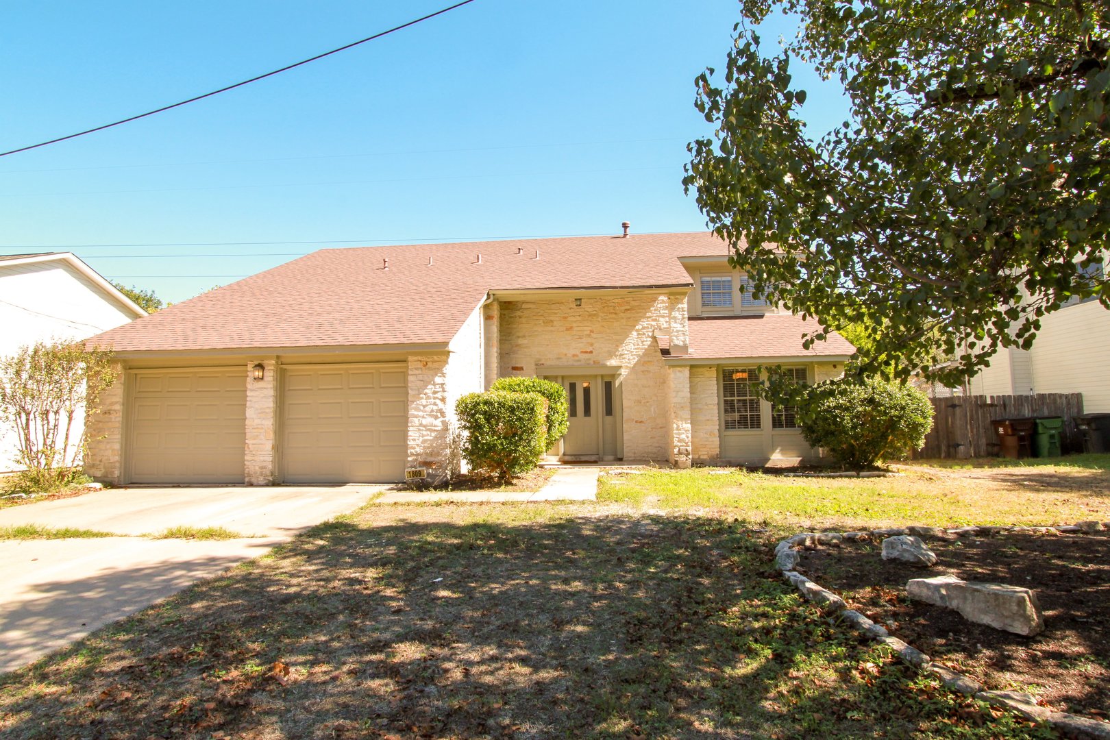 Round Rock House: 1809 Fawn Ridge Trl