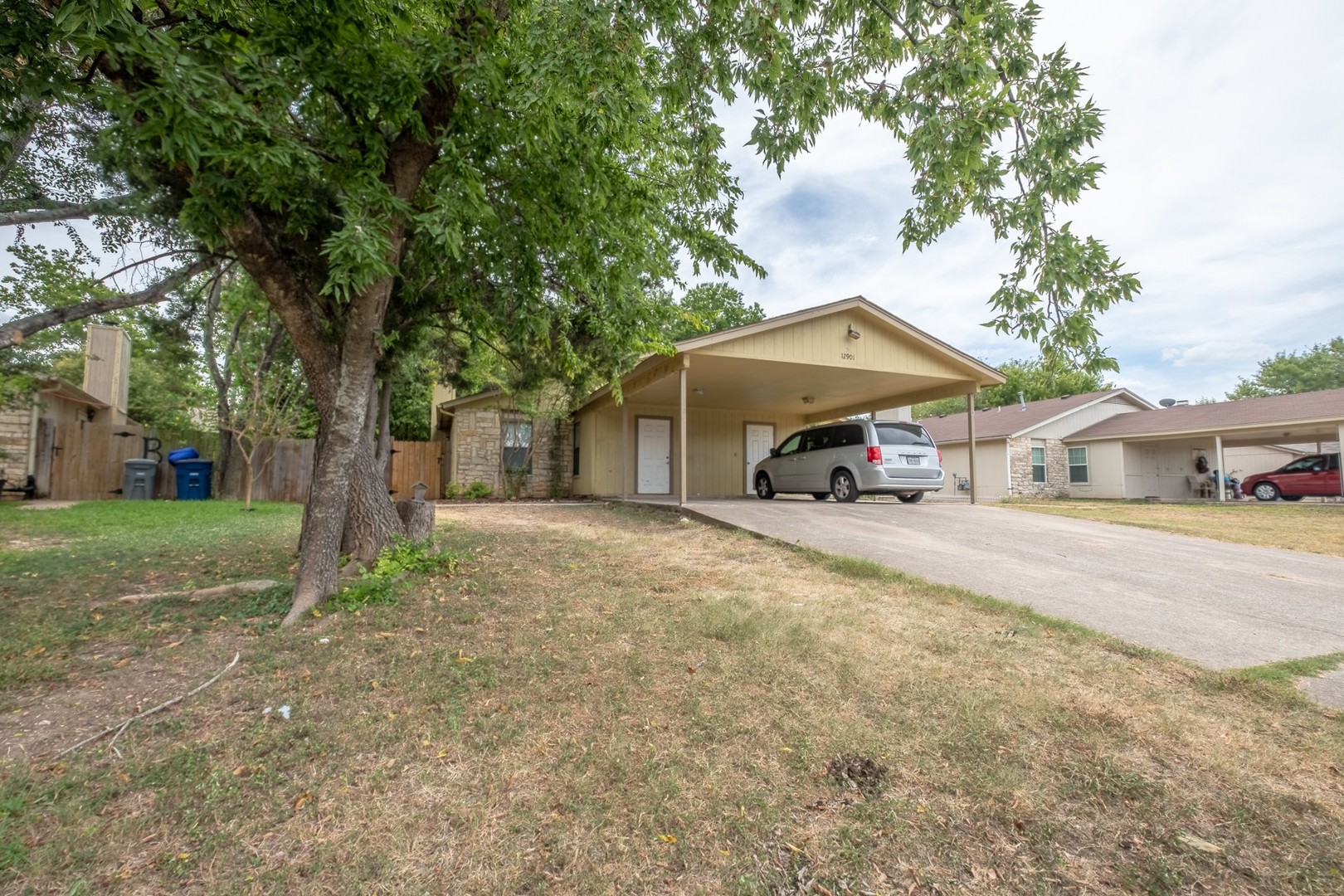 Austin Multiplex: 12901 A Chromite