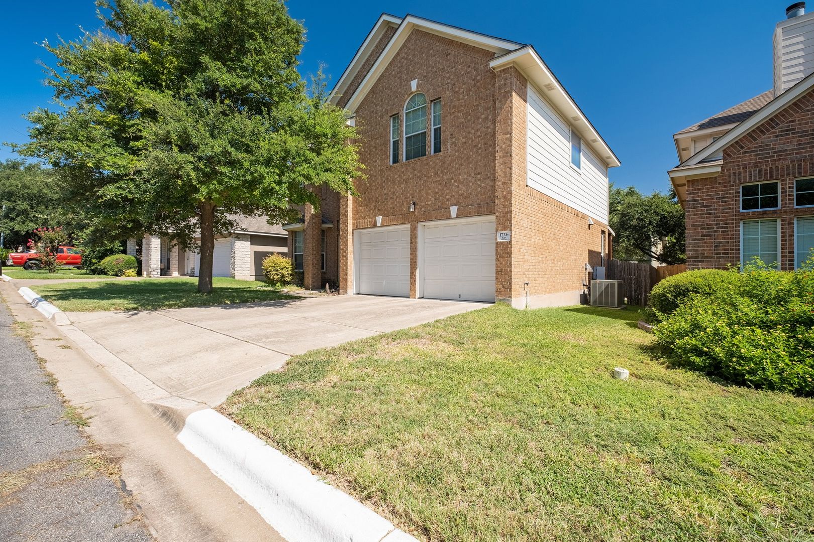 Round Rock House: 1726 Rosenborough Ln S