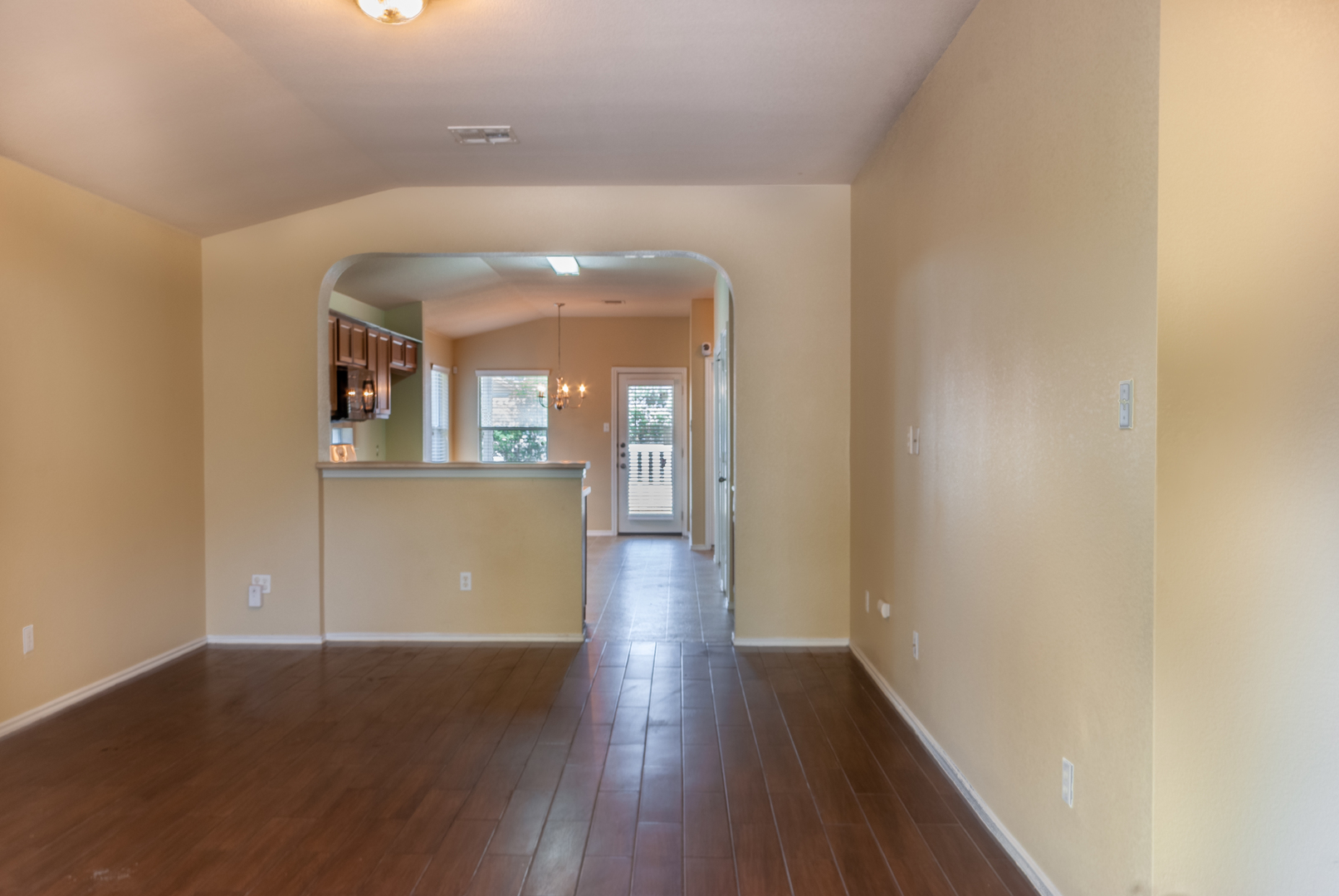 Pflugerville House: 17712 Ice Age Trails St