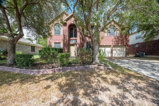 4 Bedroom, 2.5 Bath Home in Vista Oaks – photo 1