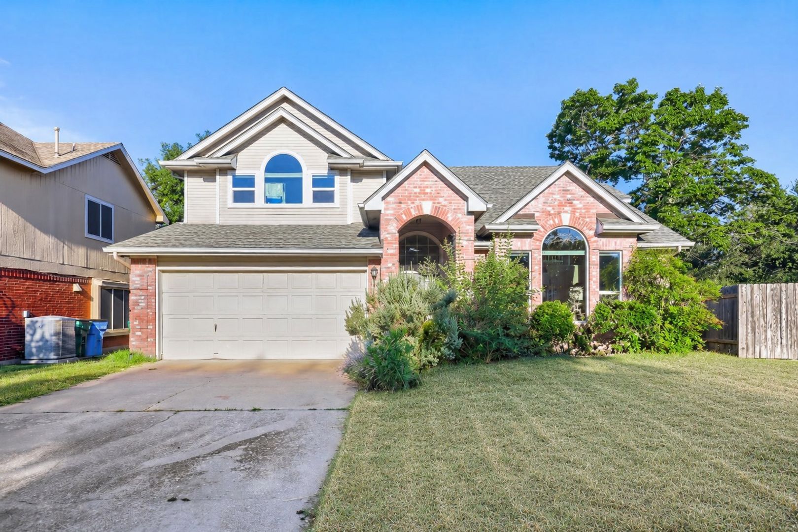 Pflugerville House: 17204 Village Glen Rd