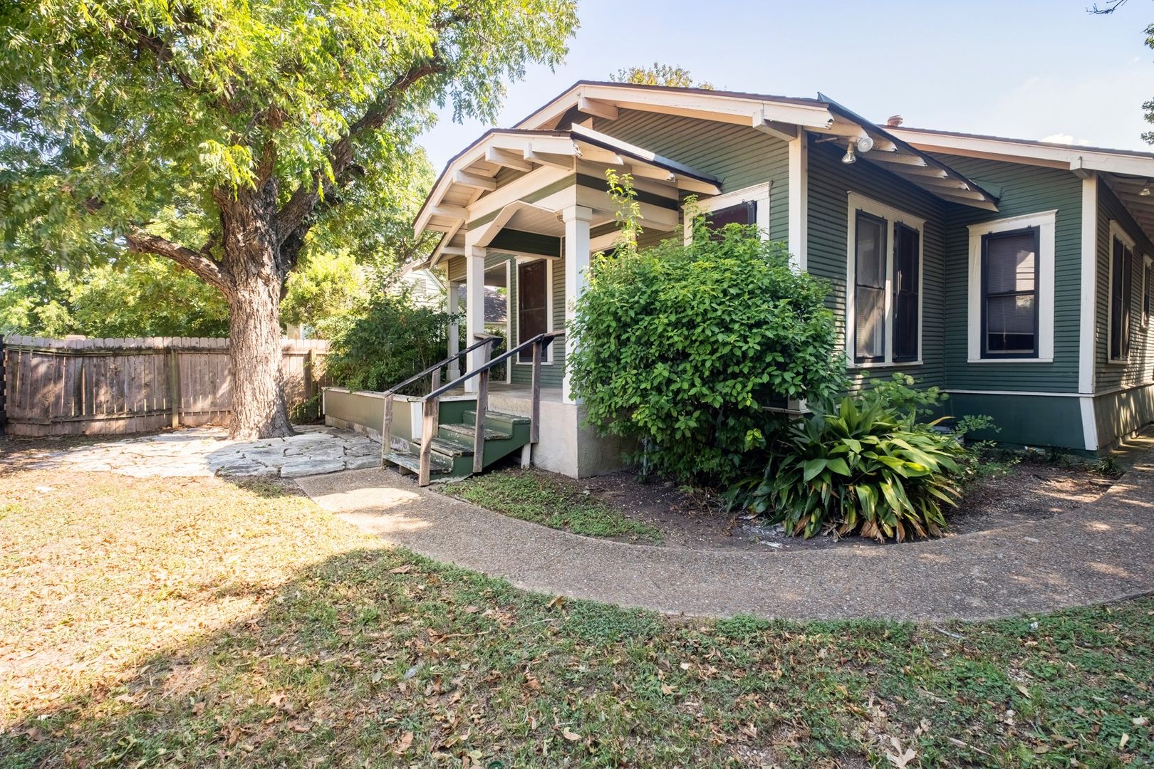 Austin Multiplex: 807 E 45th St - Unit A