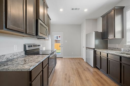 Beautiful 4 Bedroom, 2 Bath, Home in Liberty Hill